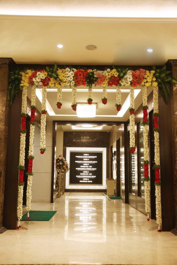 Hotel Shubham Palace ไฮเดอราบัด ภายนอก รูปภาพ